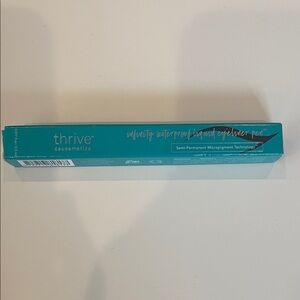 Thrive Causemetics Infinity Waterproof Liquid Eyeliner Pen - Lauren Black NIB